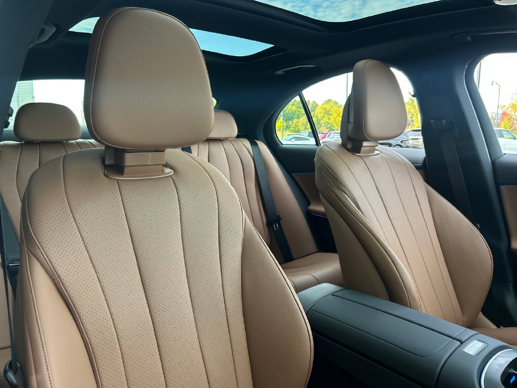 New 2027 Polar White Mercedes-Benz E 350 image 28