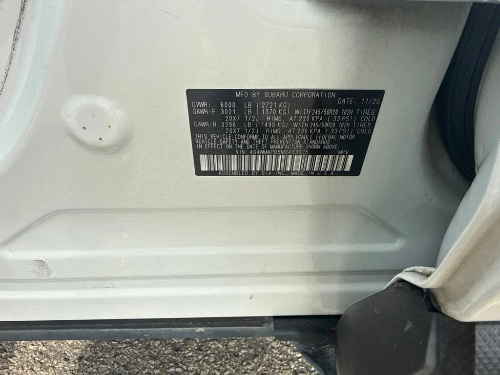 Used 2021  Subaru Limited image 42