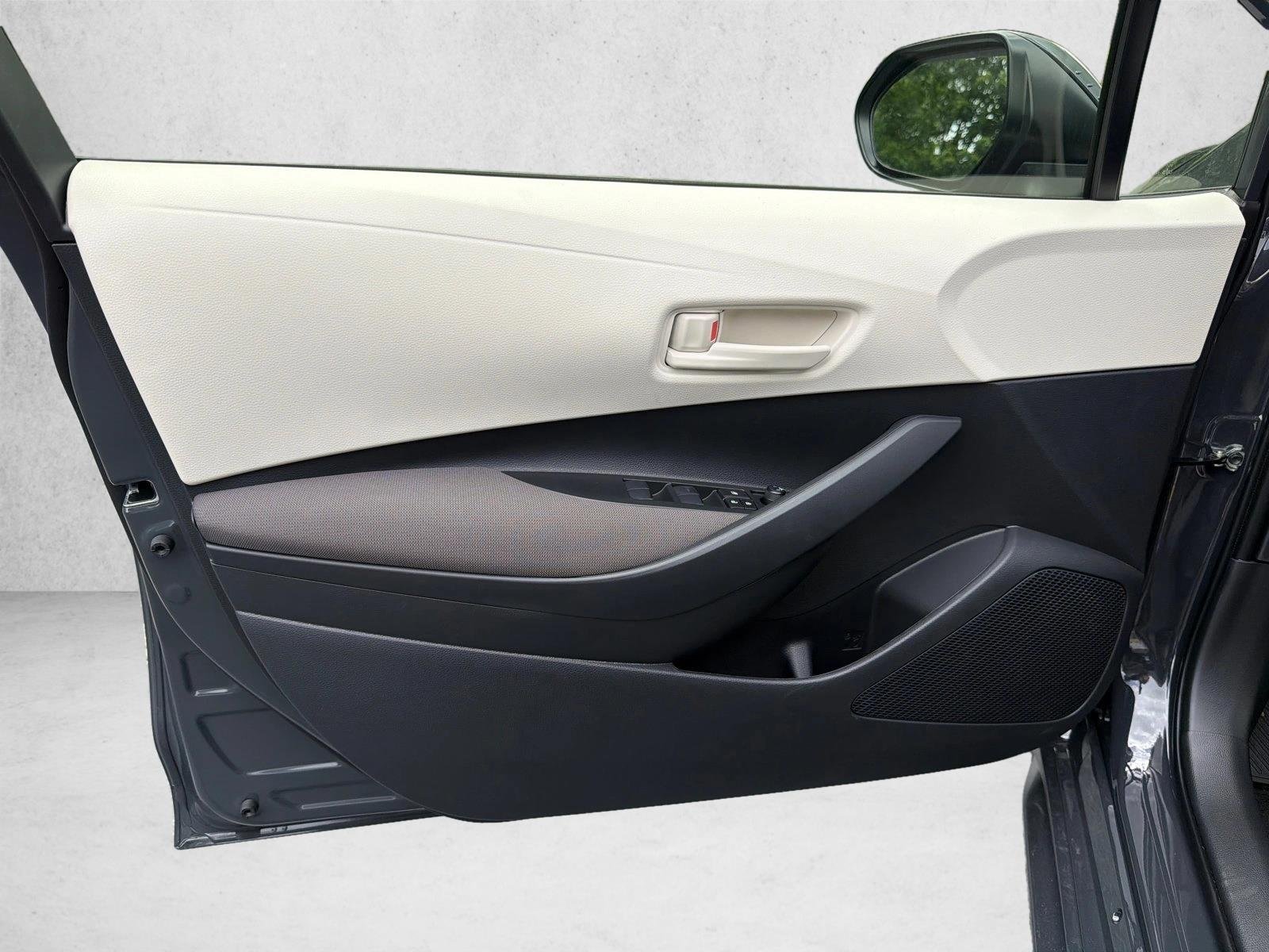 New 2026 Underground Toyota Hybrid LE image 10