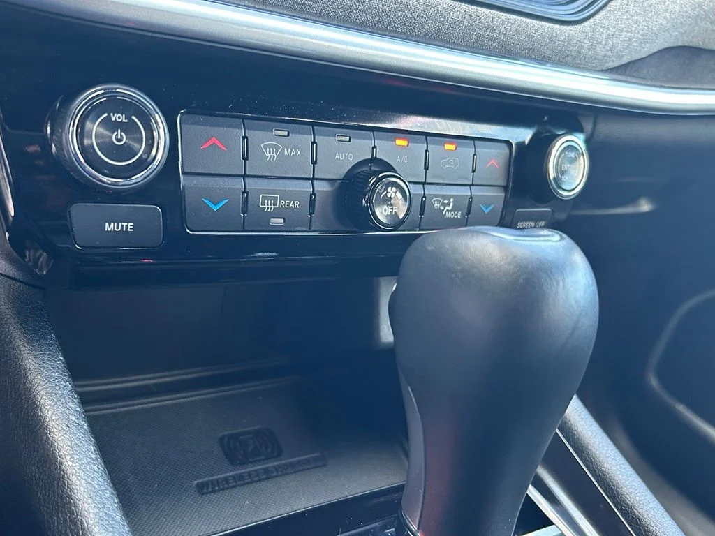 Certified Used 2024 White Jeep Latitude Lux image 26