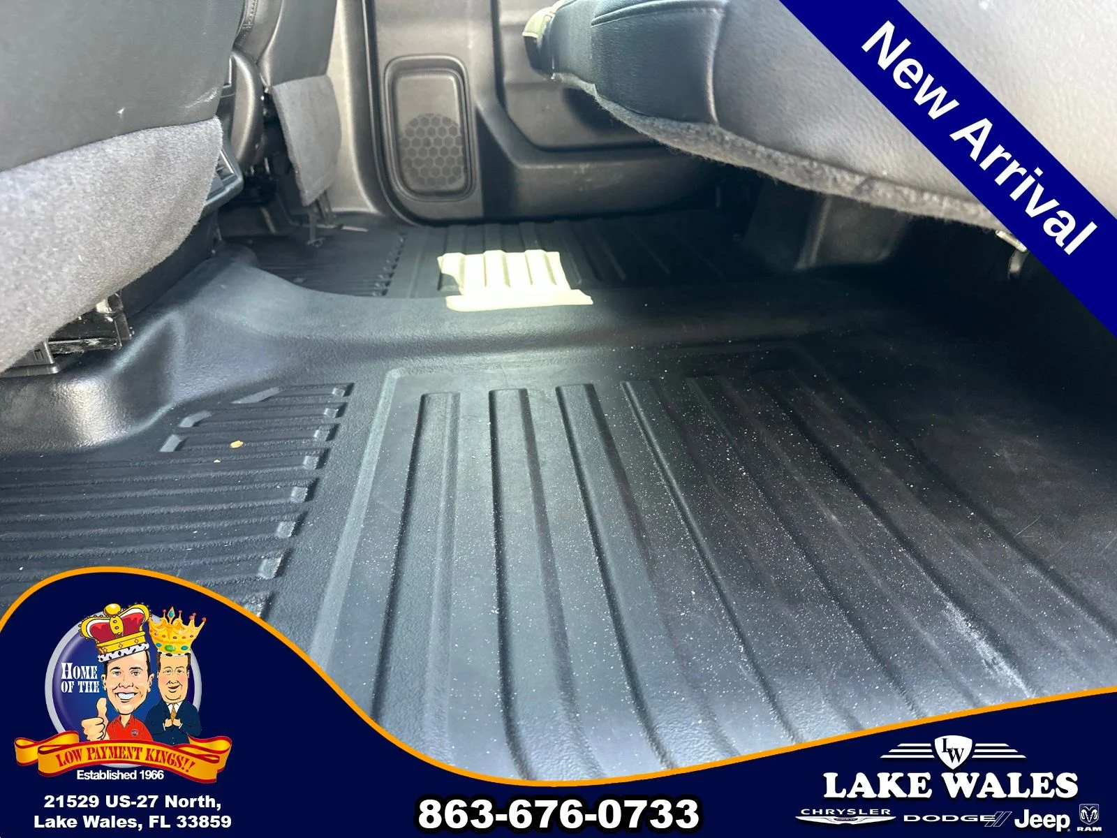 Used 2024 White Chevrolet Work Truck image 10