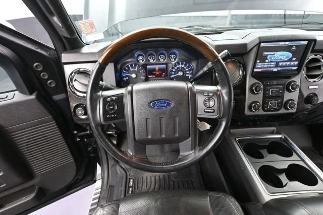 2014 Ford F-250 Super Duty Platinum - Photo 28