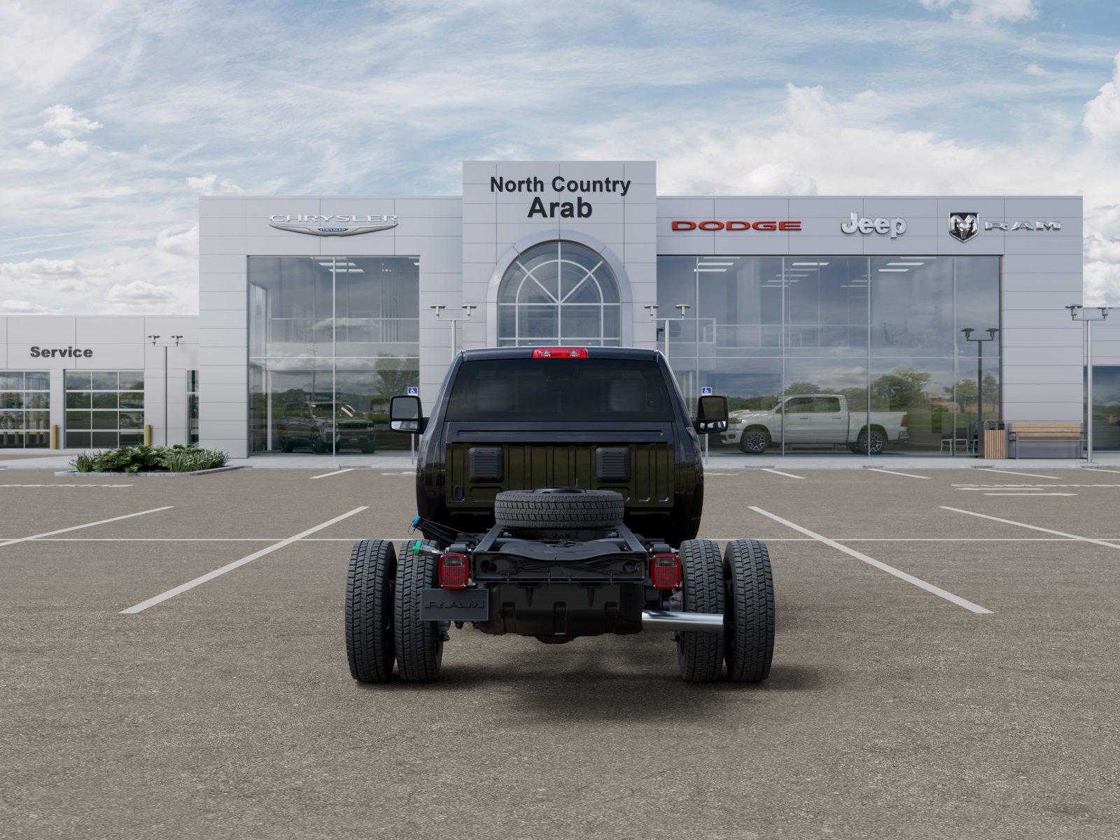 New 2026 Diamond Black Crystal Pearl-Coat Exterior Paint RAM Tradesman image 33