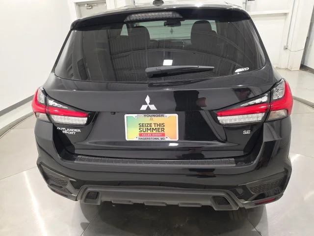 New 2026 Labrador Black Pearl Mitsubishi 2.0 SE image 6