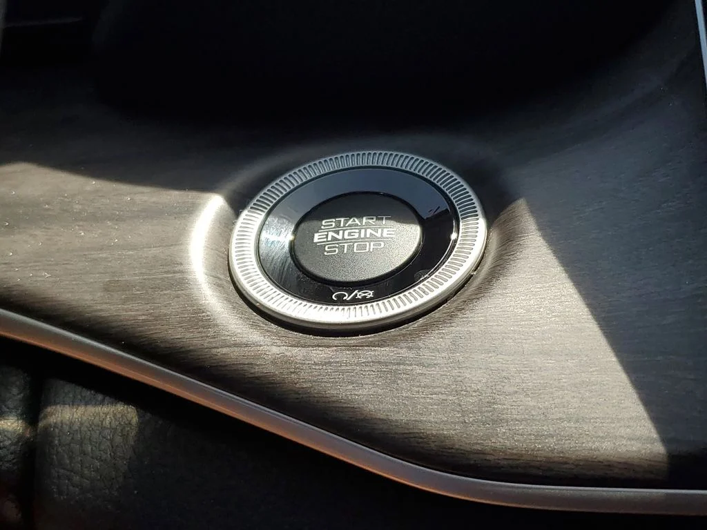 Used 2023 Gray Jeep Limited image 30