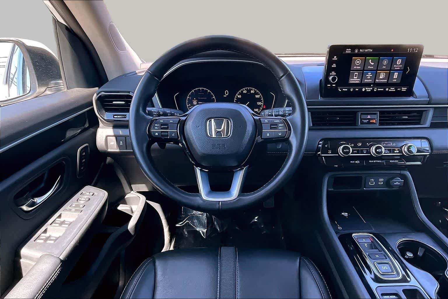 Certified Used 2023 Platinum White Pearl Honda AWD EX-L image 6