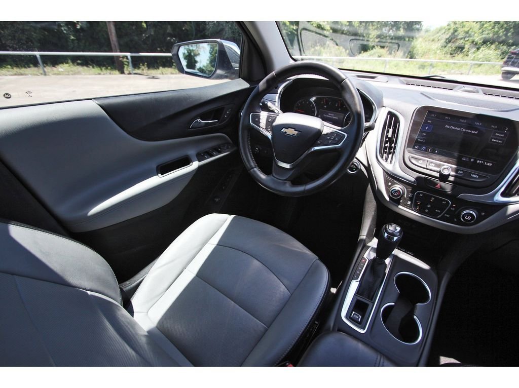 Used 2021 White Chevrolet Premier image 10
