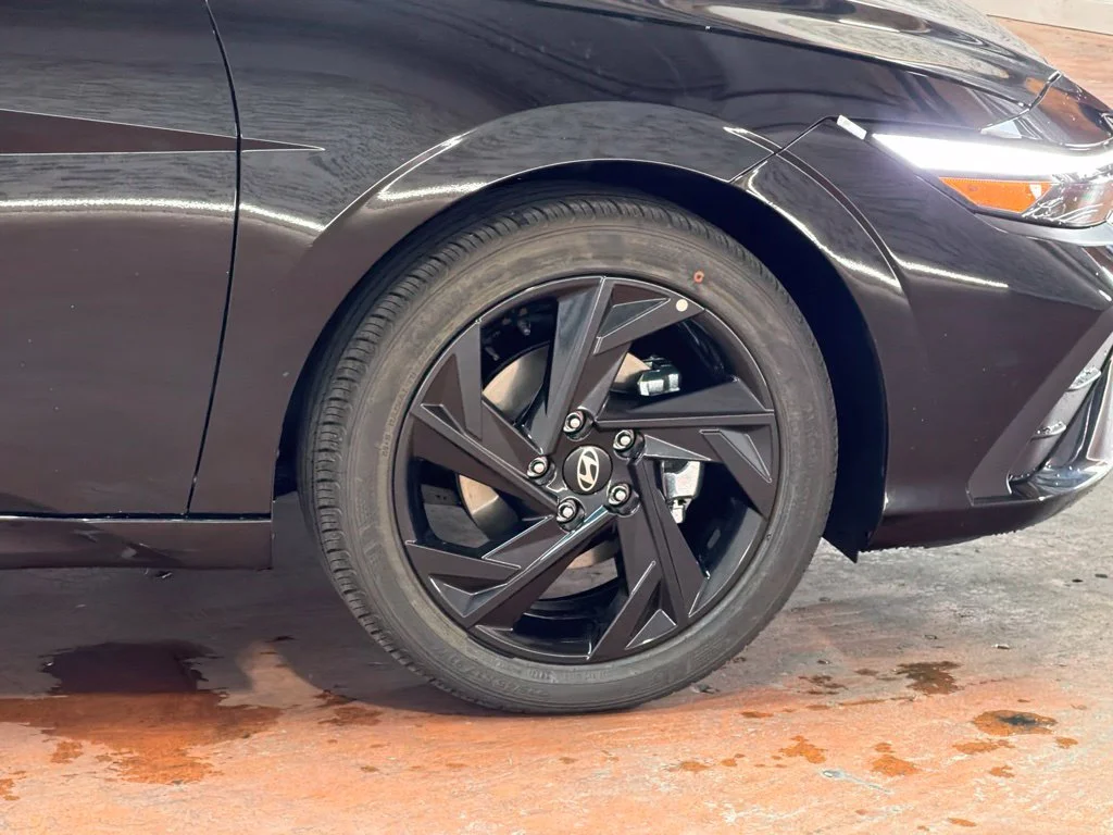 New 2026 Abyss Black Hyundai SEL Sport Plus image 9