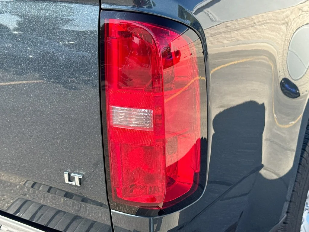 Used 2019 Gray Chevrolet LT image 29