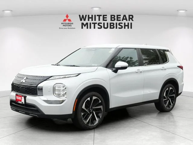 Used 2022 Mitsubishi Outlander ES with VIN JA4J4TA87NZ003568 for sale in White Bear Lake, Minnesota