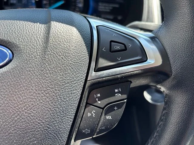 Used 2024 White Metallic Ford SEL image 19