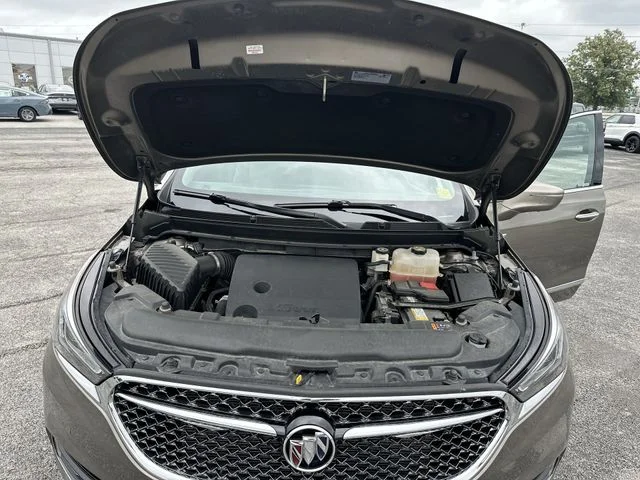 Used 2020 Gold Buick Avenir image 20