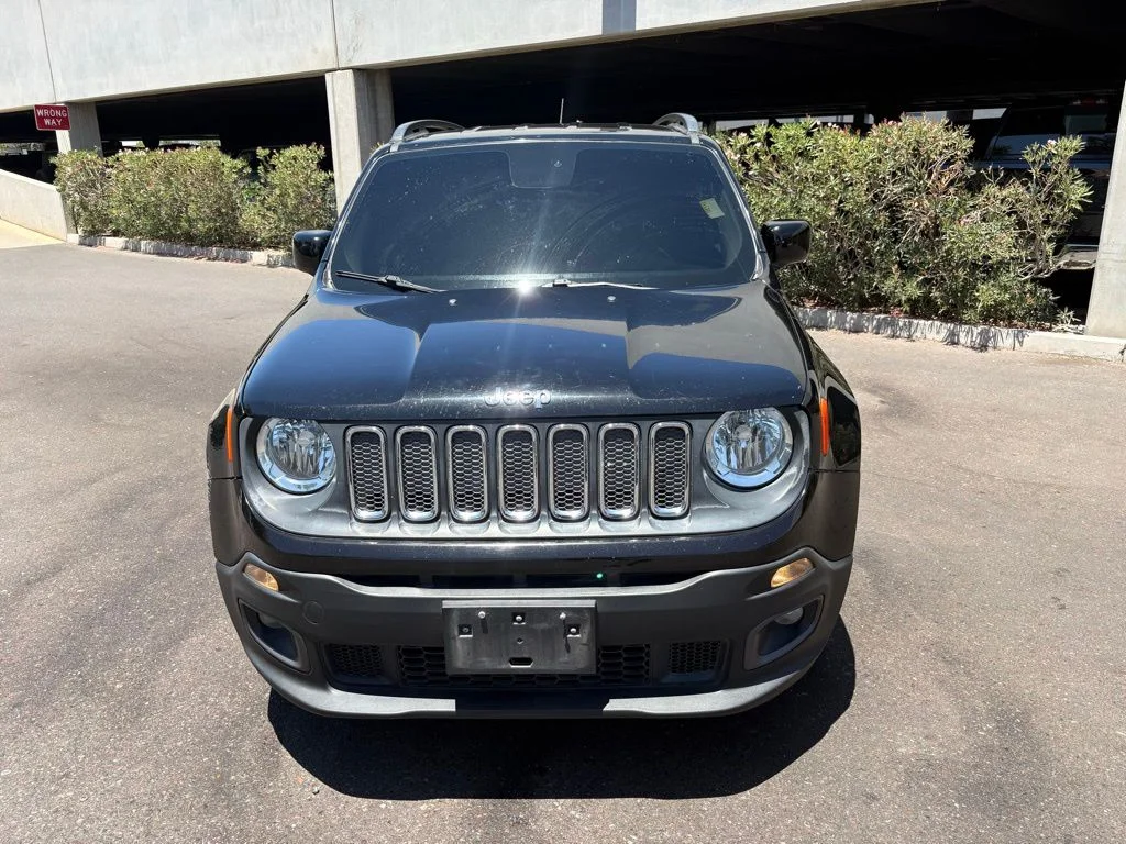 Used 2017 Black Jeep Latitude image 2