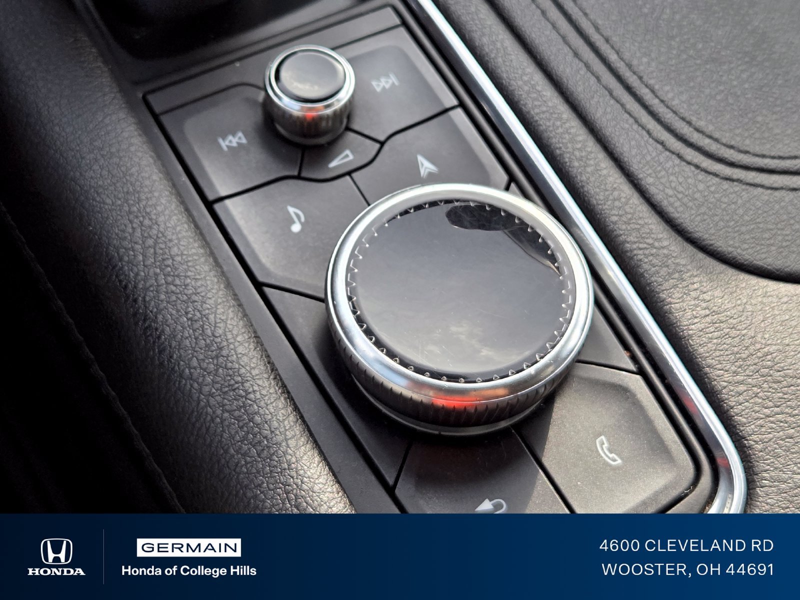 Used 2021 Black Metallic Cadillac Premium Luxury image 33