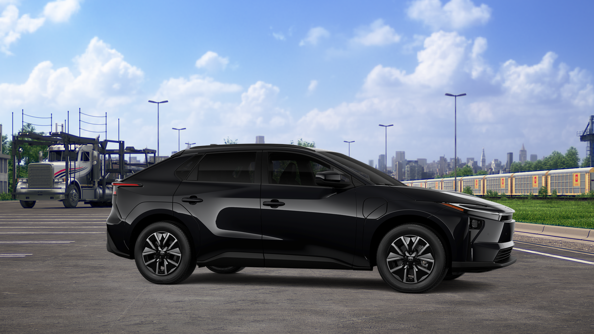 New 2027 Midnight Black Metallic Toyota XLE image 13