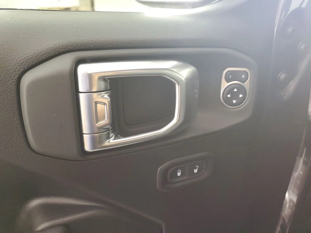 Used 2026 Gray Jeep Sport S image 28