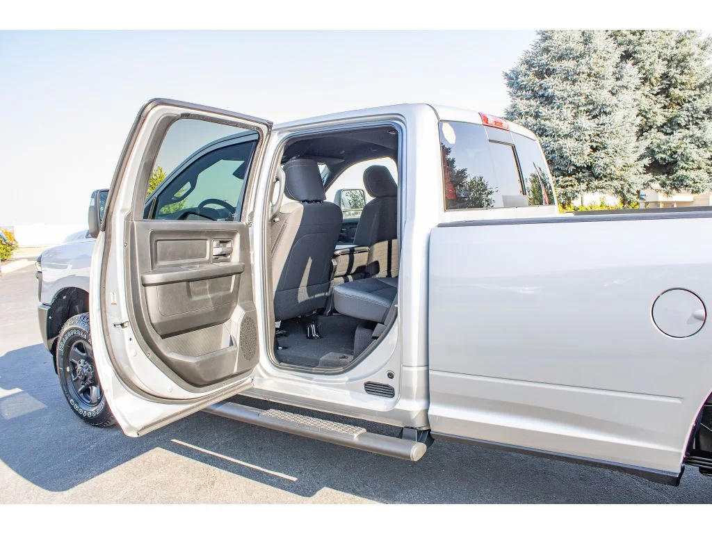 New 2026 SILVER ZYNITH Ram Tradesman image 13