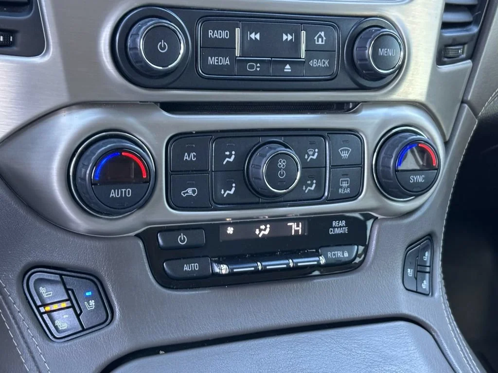 Used 2020 SUMMIT WHITE GMC Denali image 34