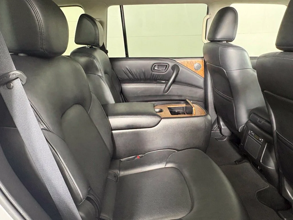Used 2024 Silver Nissan SL image 16