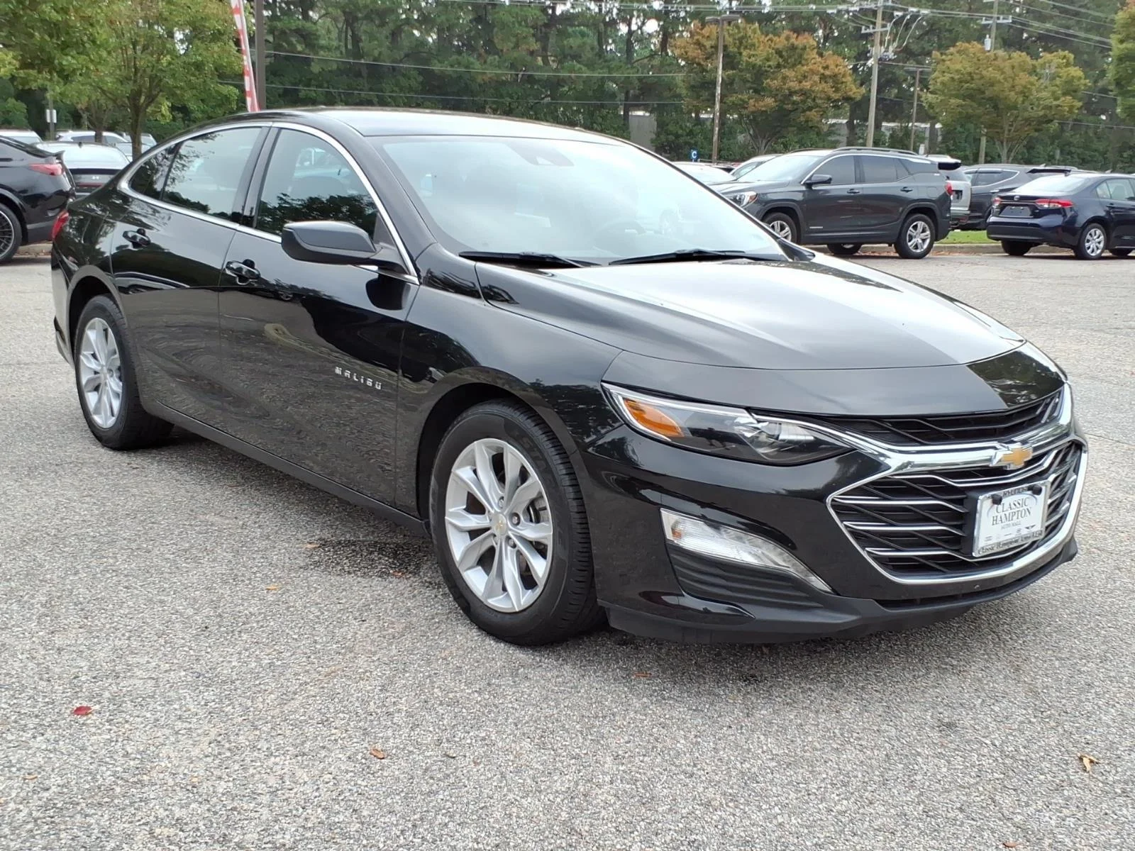 Used 2025 Mosaic Black Metallic Chevrolet LT image 5
