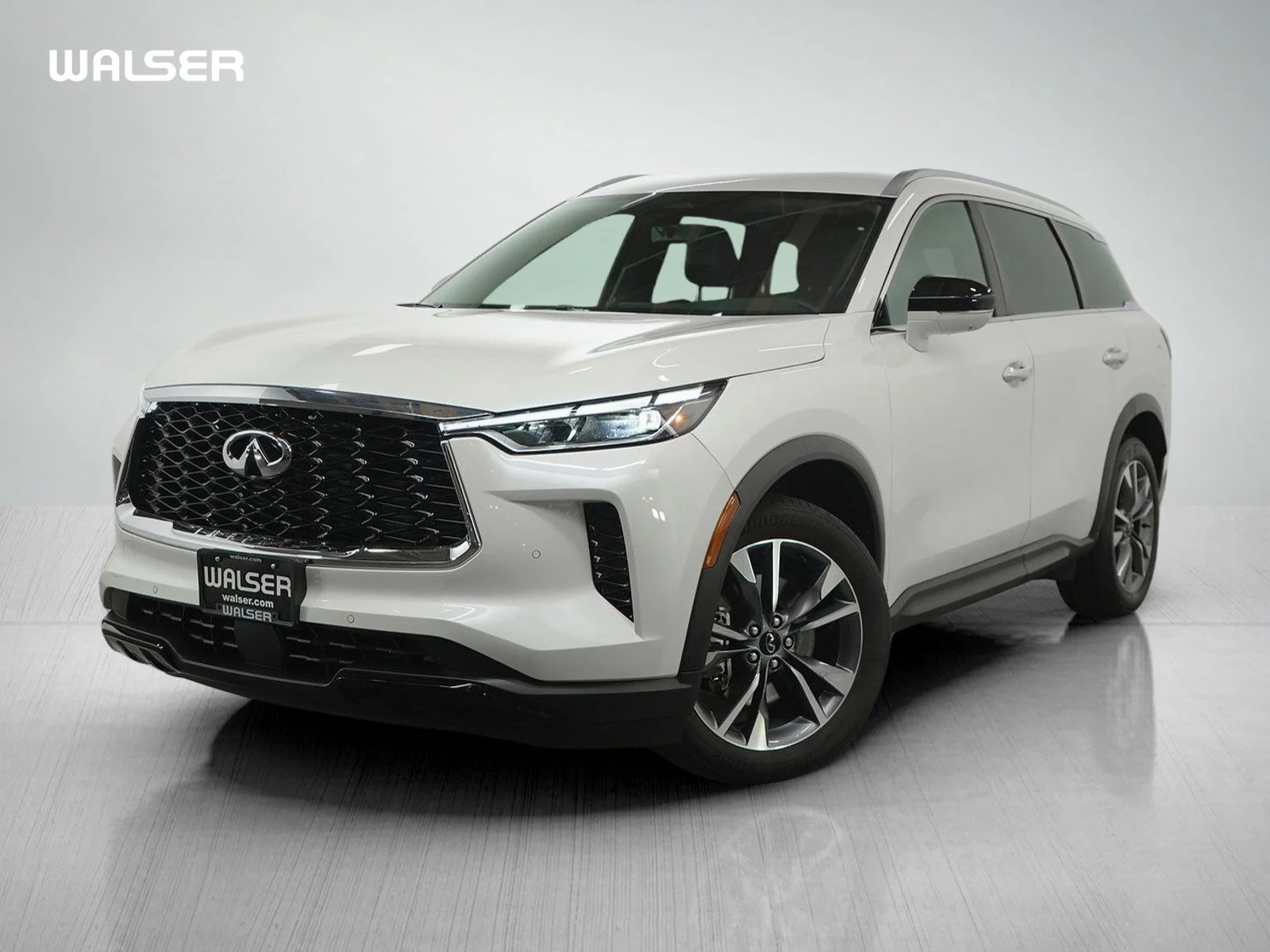 2023 INFINITI QX60 LUXE's photo