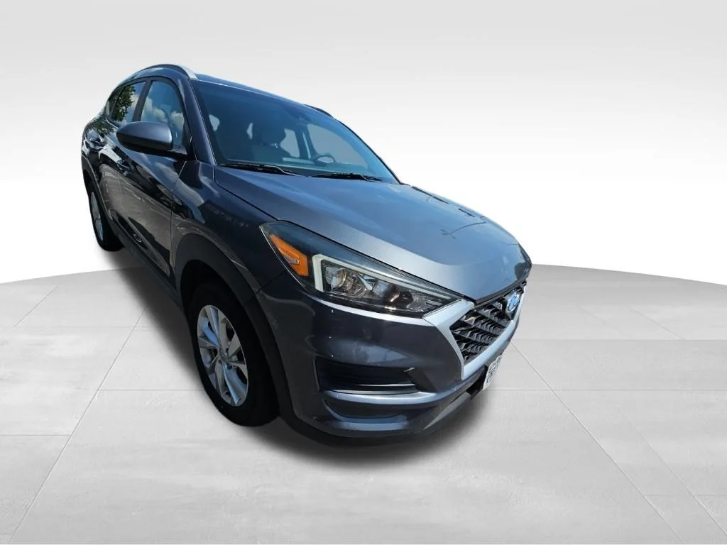 Used 2019 Gray Hyundai Value image 4