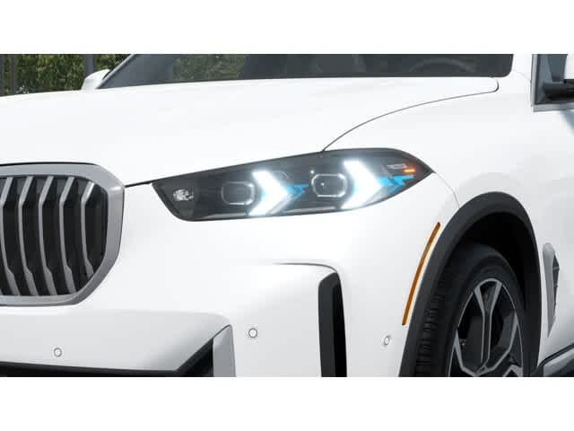 Used 2026 Mineral White Metallic BMW xDrive40i image 11