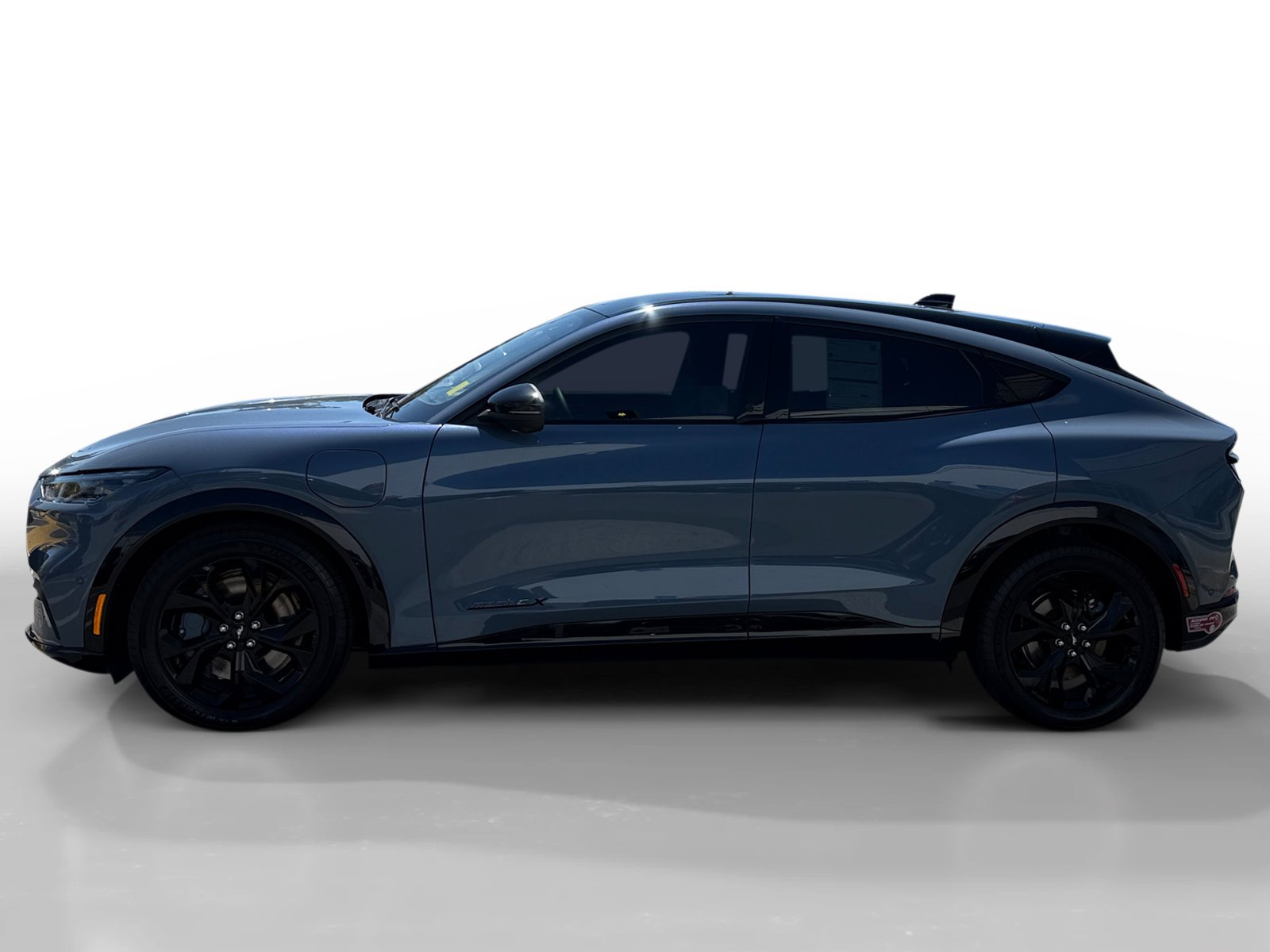 Used 2023 Vapor Blue Ford Premium image 2