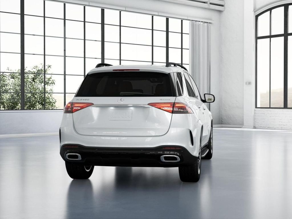 New 2026 MANUFAKTUR Moonlight White Metallic Mercedes-Benz GLE 450 4MATIC® image 24
