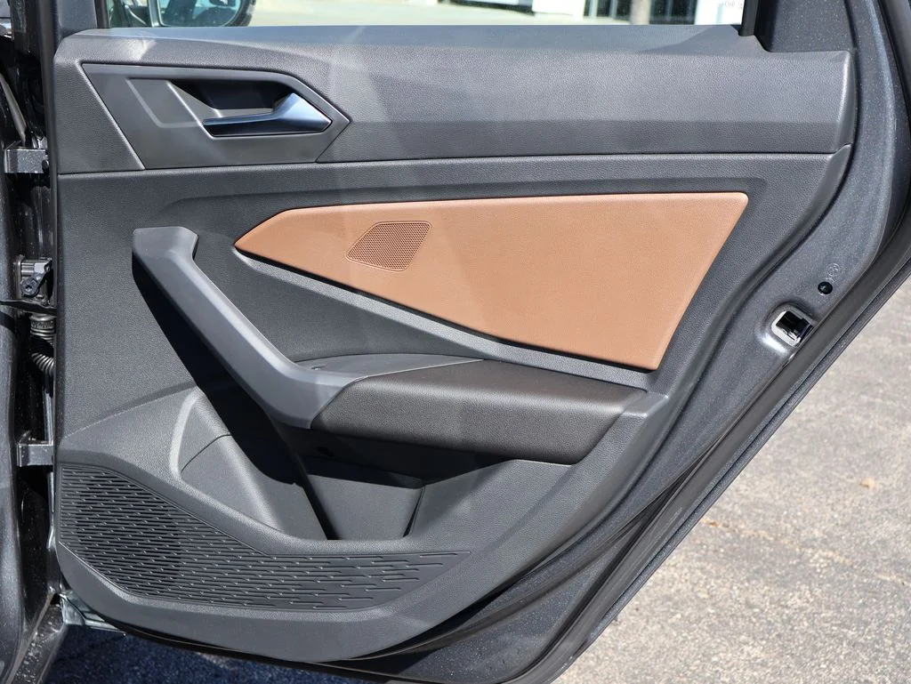 2026 Volkswagen Jetta SEL - Photo 17