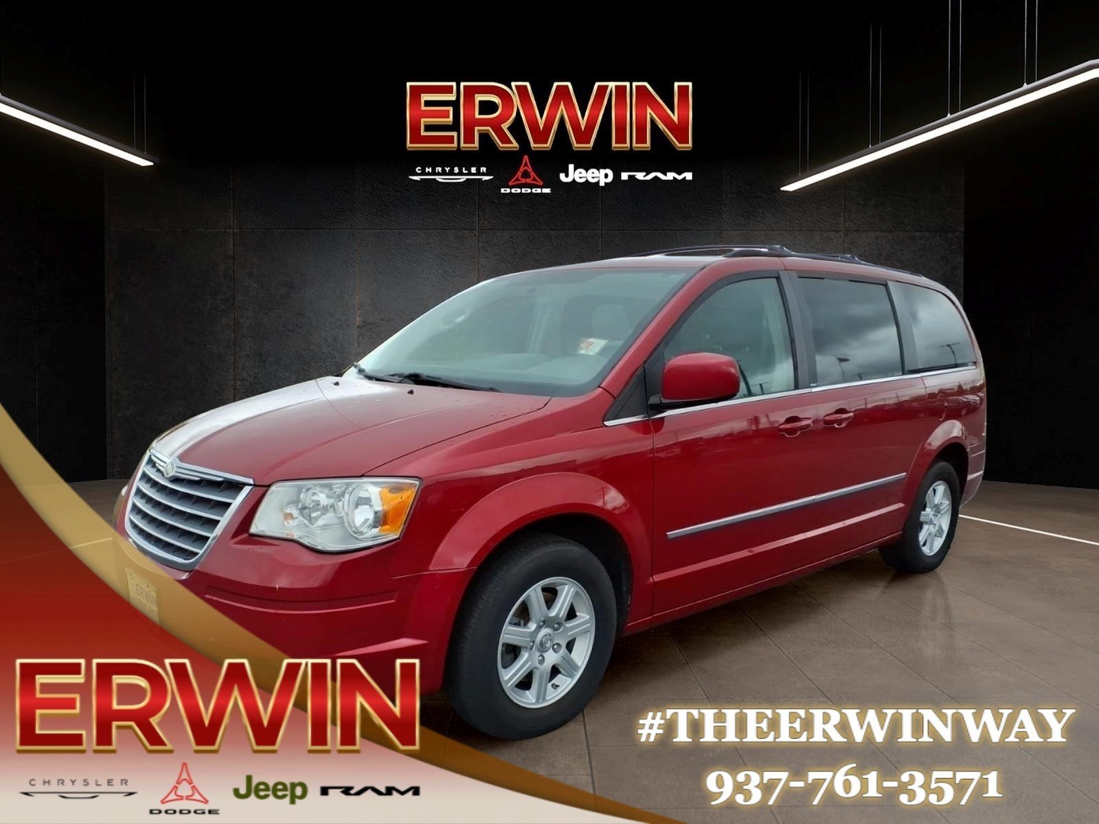 Used 2010 Inferno Red Crystal Pearl Coat Chrysler Touring image 3