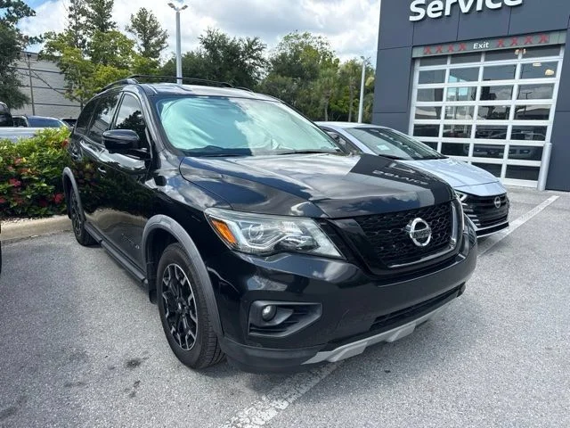 Certified Used 2020 Black Nissan SL image 2