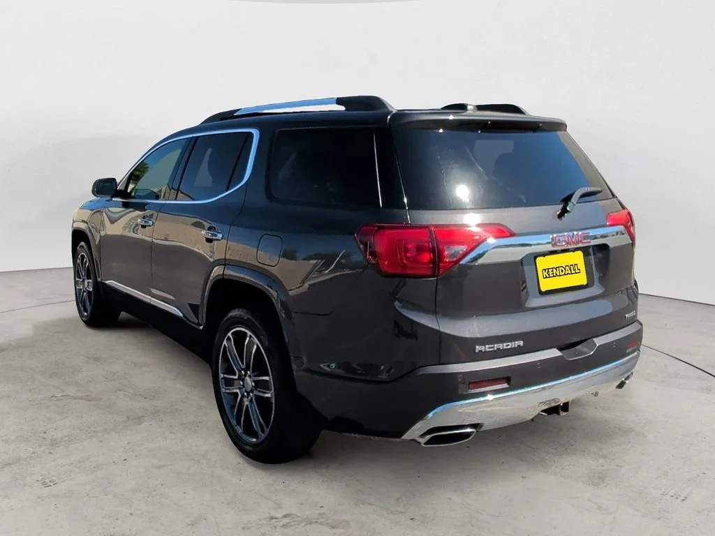 Used 2019 IRIDIUM METALLIC GMC Denali image 3