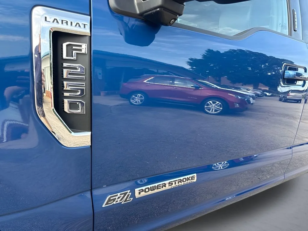 Used 2022  Ford XL image 38