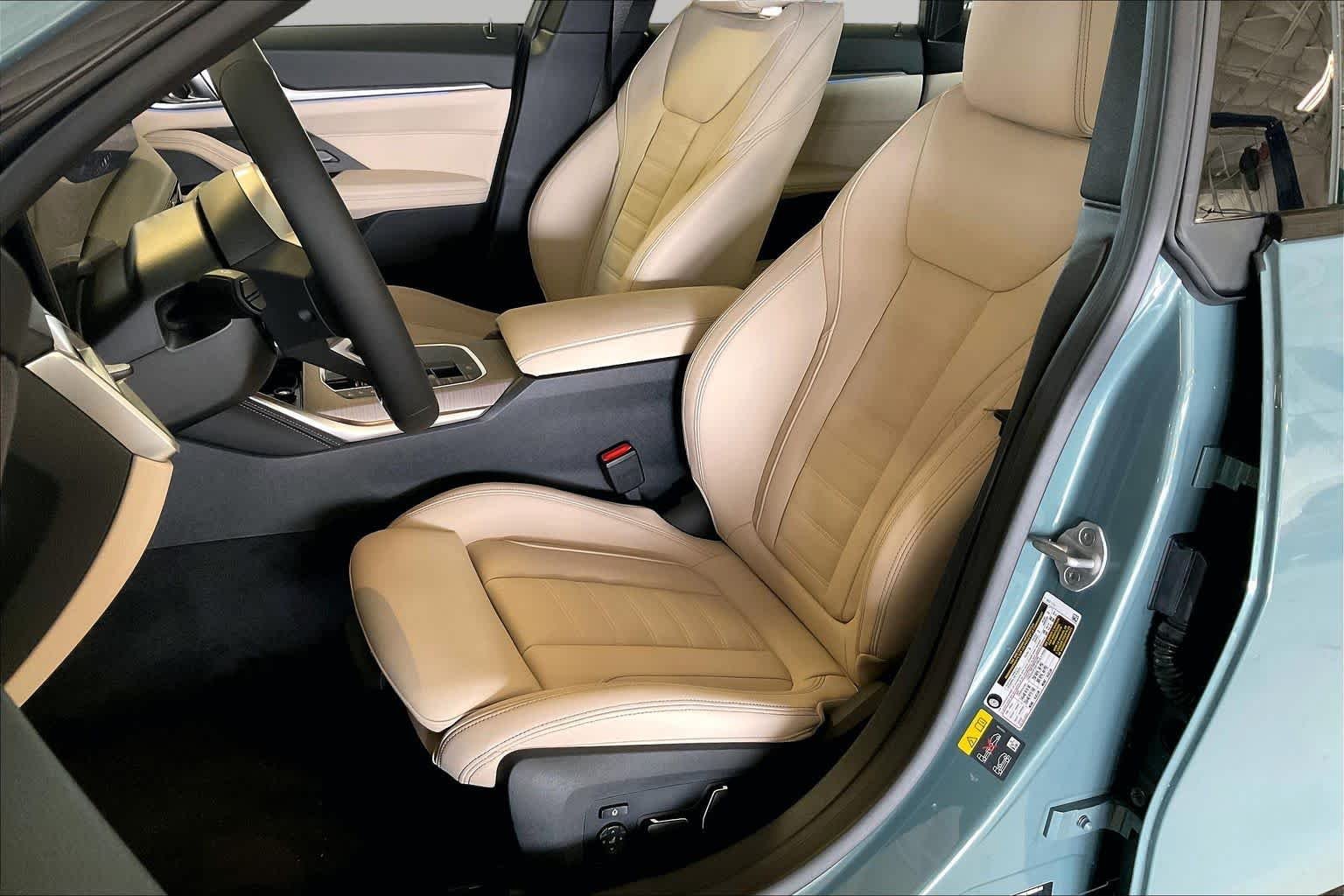 New 2026 Cape York Green Metallic BMW eDrive40 image 9