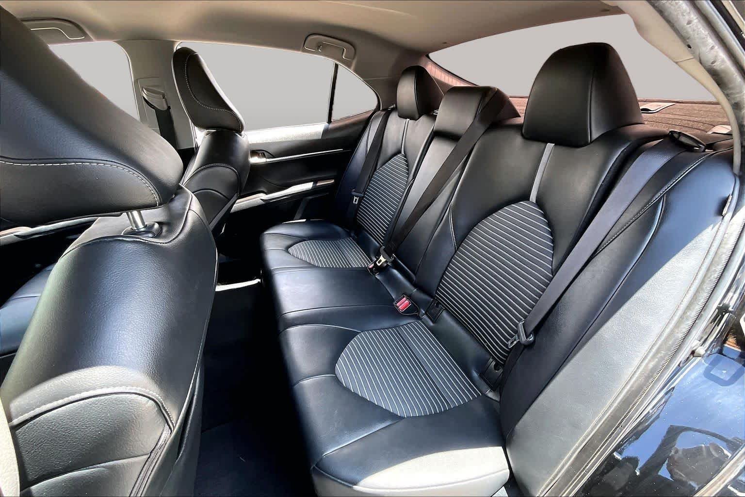 Used 2022 Midnight Black Metallic Toyota SE image 19