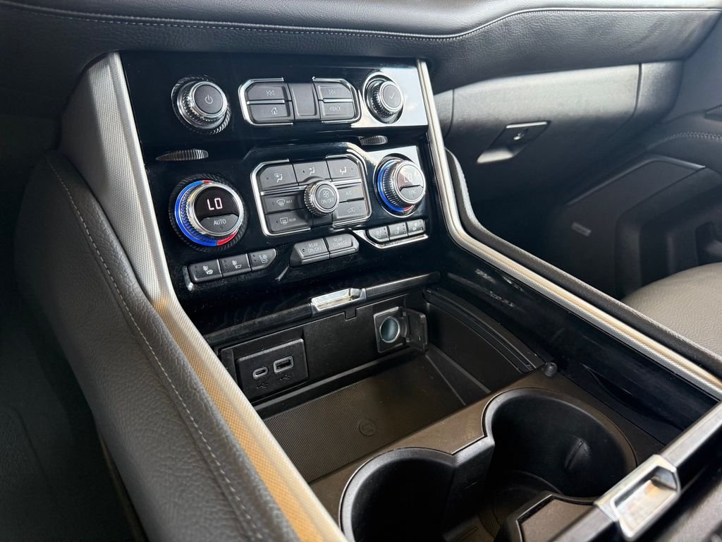 Used 2022 Black GMC Denali image 17