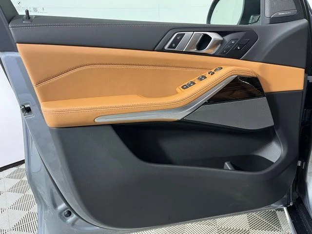 2026 BMW X5 40i - Photo 10