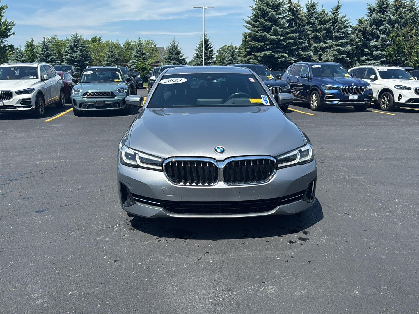 Used 2023 Skyscraper Gray Metallic BMW 540i xDrive image 9