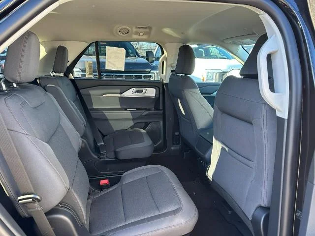 New 2026 Agate Black Metallic Ford Active image 4