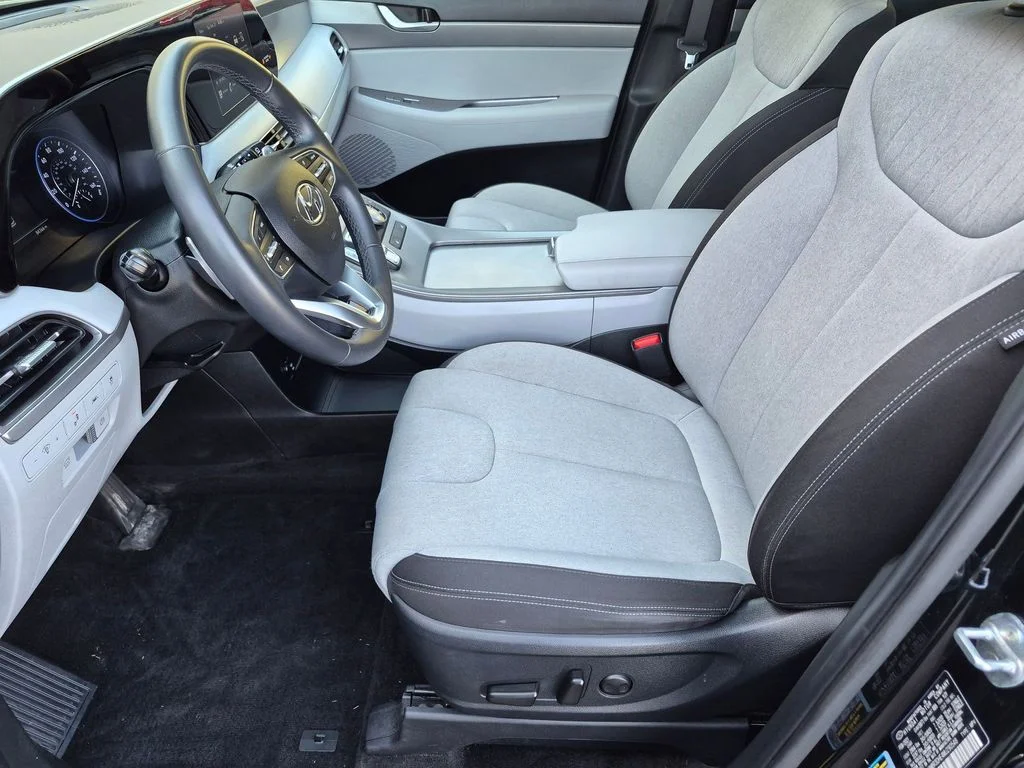 Used 2021 Black Hyundai SEL image 10