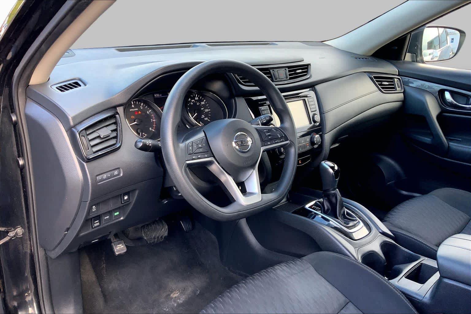 Used 2018 Magnetic Black Nissan S image 18