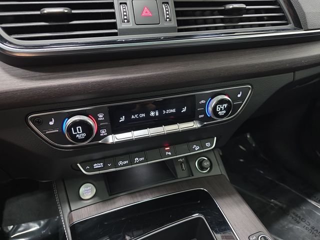 Used 2021 Ibis White Audi 45 Premium Plus image 24