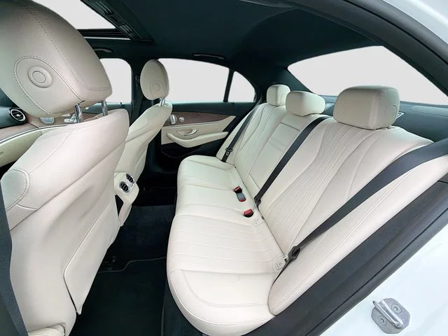 Used 2017  Mercedes-Benz E 300 image 22