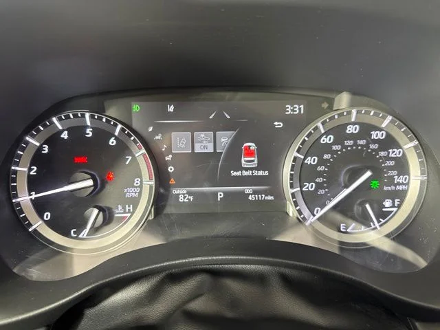 Used 2022 Pearl Toyota XLE image 18