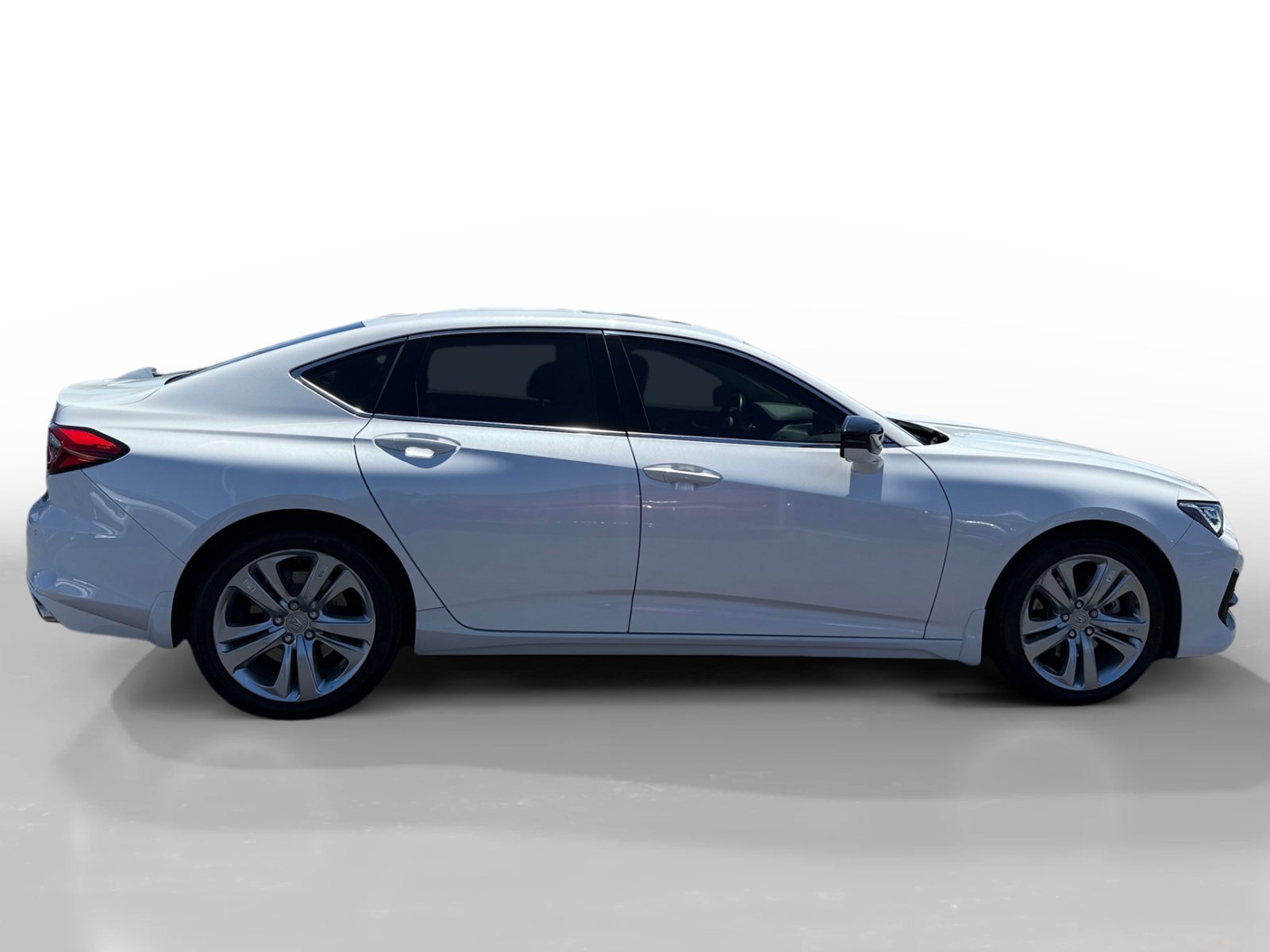 Used 2021 Platinum White Pearl Acura Technology Package image 6