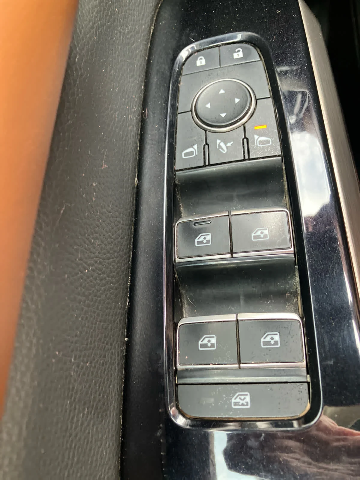 Used 2023 Boulder Gray Pearl Nissan Platinum image 14