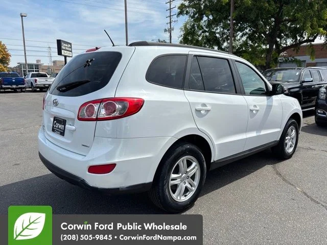 Used 2012 Frost White Pearl Hyundai  image 5