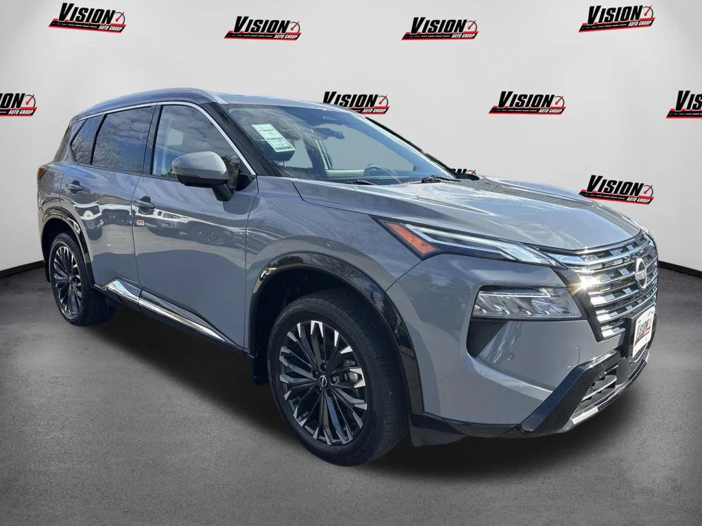 Used 2024 Gray Nissan Platinum image 3