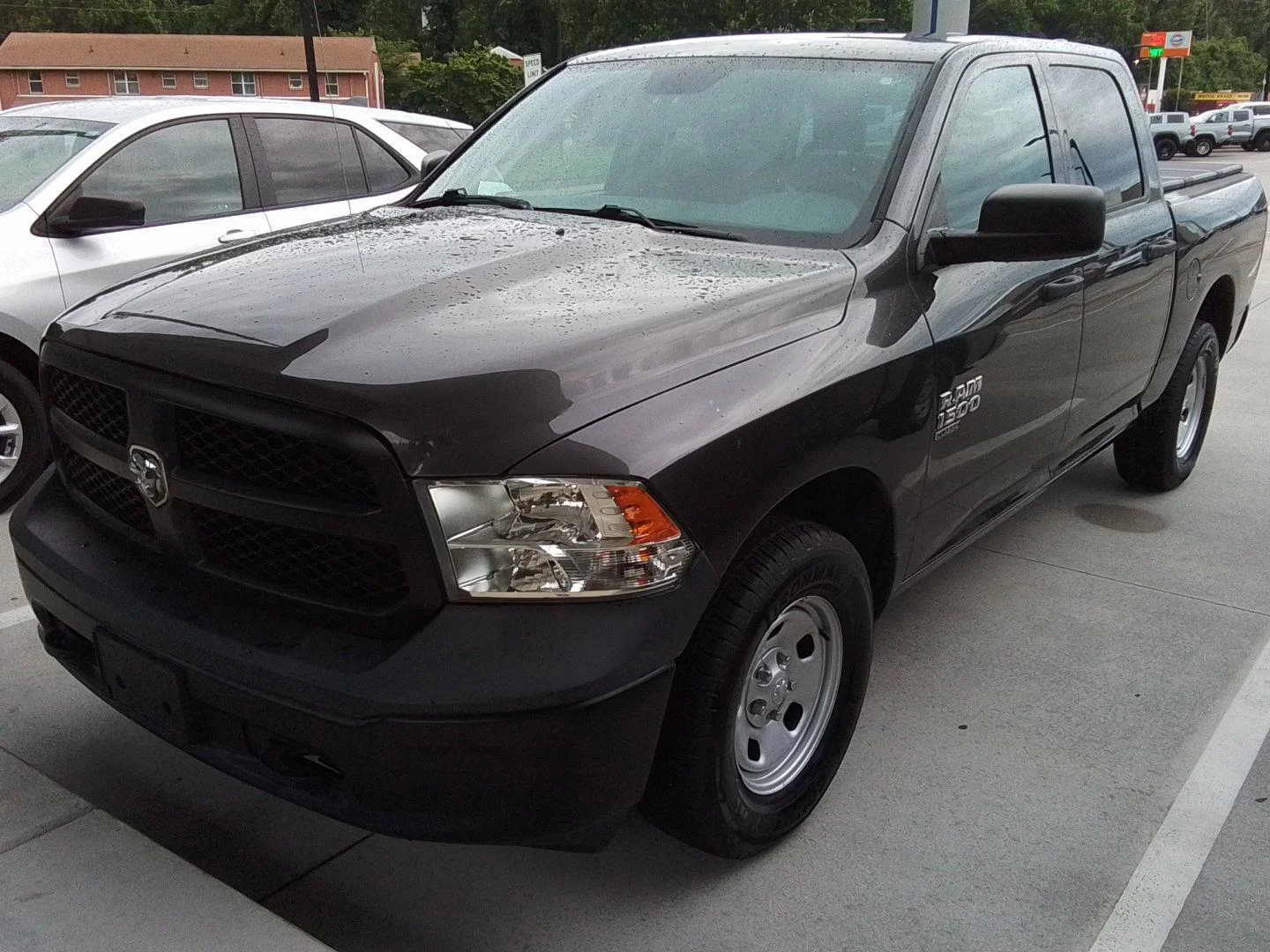 2019 RAM 1500 Classic Tradesman 4x4 Crew Cab 5'7's photo